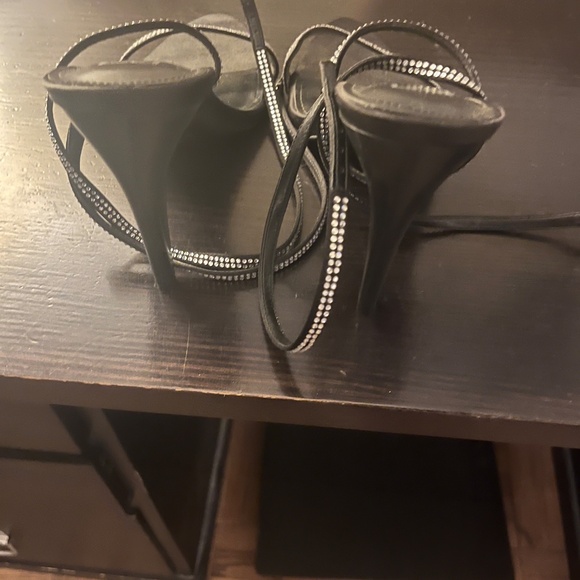 Marc fisher rhinestone stilettos - Picture 3 of 4